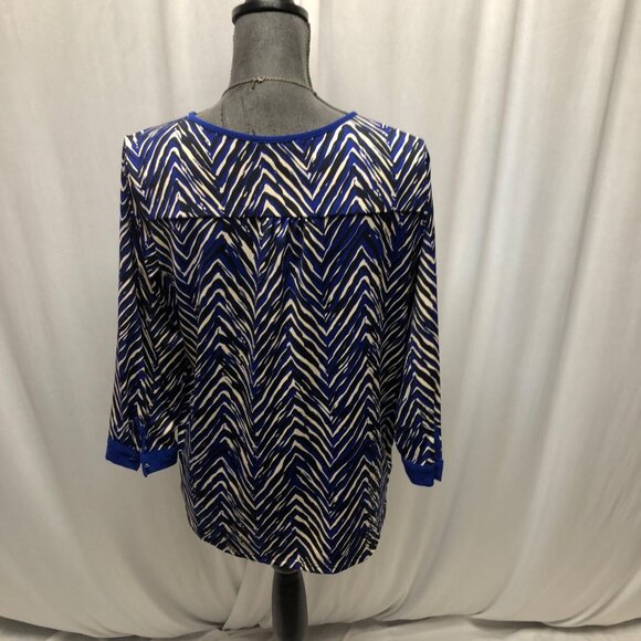 Notations Top Womens Size Medium Blue White Zebra Print Stretchy V-Neck Blouse - Picture 4 of 8